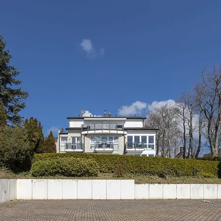 Strandhaus Am Yachthafen 1 * Groemitz