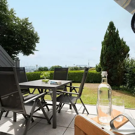 Strandhaus Am Yachthafen 1 Apartment